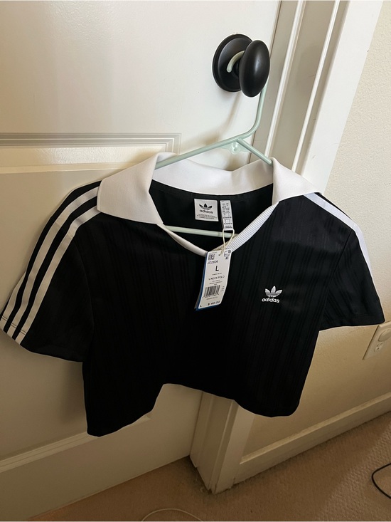 adidas Originals Tops - Adidas Crop top size L